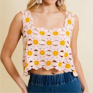 Chic Floral Crochet  cropped Tank Top in Pink and Yellow
